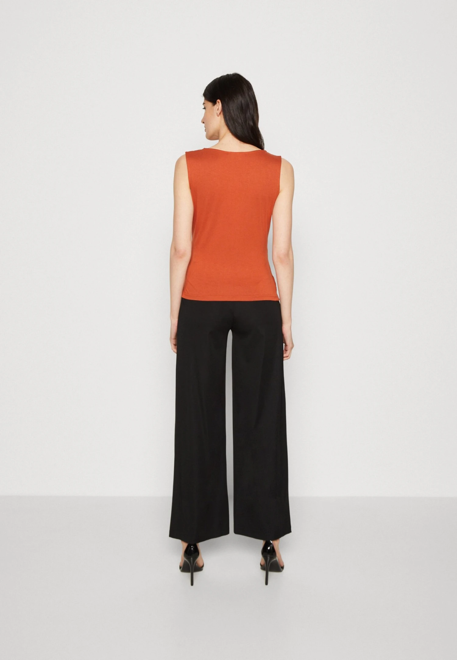 Anna Field Top - Brown 5 Anna Field Top - Brown - Afbeelding 3