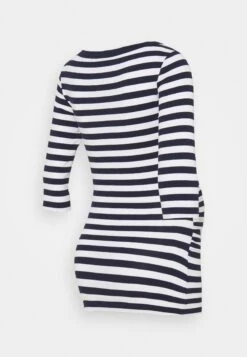 Anna Field -Anna Field 0b188eac242b4c20893c53c41cf3a5bc