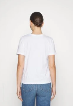 Anna Field Hattie Pineapple Puff - T-Shirt Print - White 12 Anna Field Hattie Pineapple Puff - T-Shirt Print - White -Anna Field 0ddca90c9016469a8228bd5f0874c716