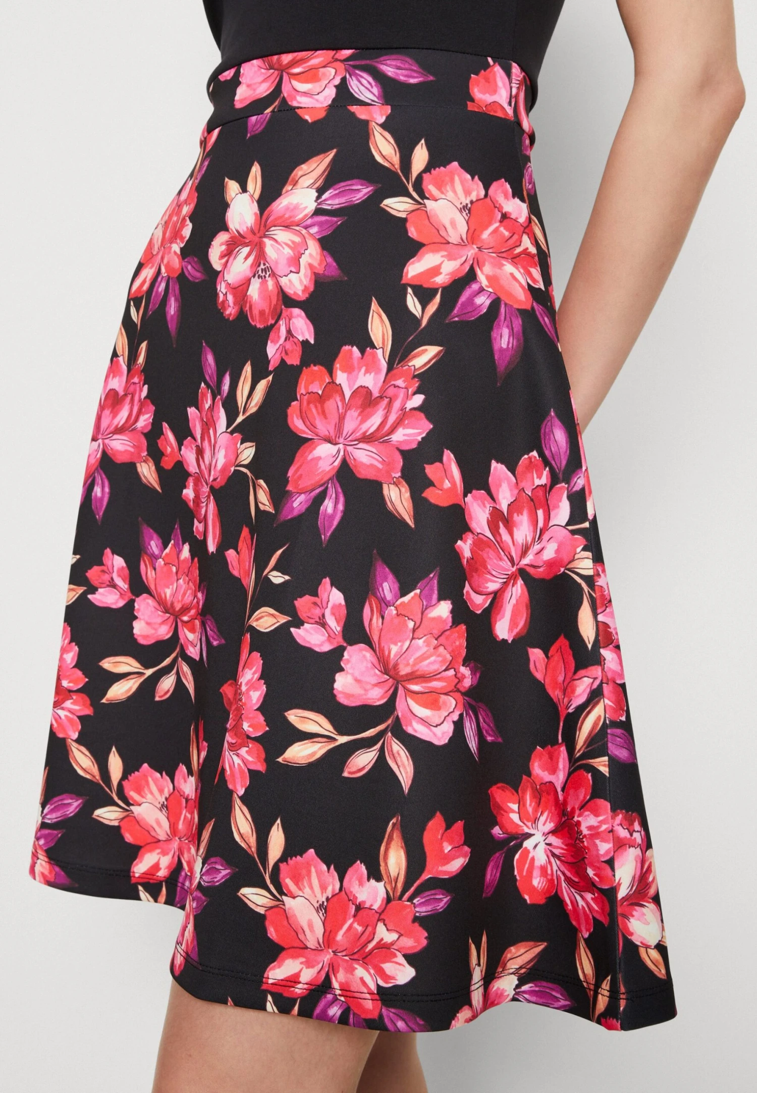 Anna Field Jurk - Black/Red/Purple 8 Anna Field Jurk - Black/Red/Purple - Afbeelding 6