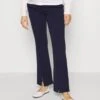 Maternity Business Flare - Trainingsbroek - Dark Blue 2 Maternity Business Flare - Trainingsbroek - Dark Blue -Anna Field 1230739c5f30425cbb83b075c1b897cb