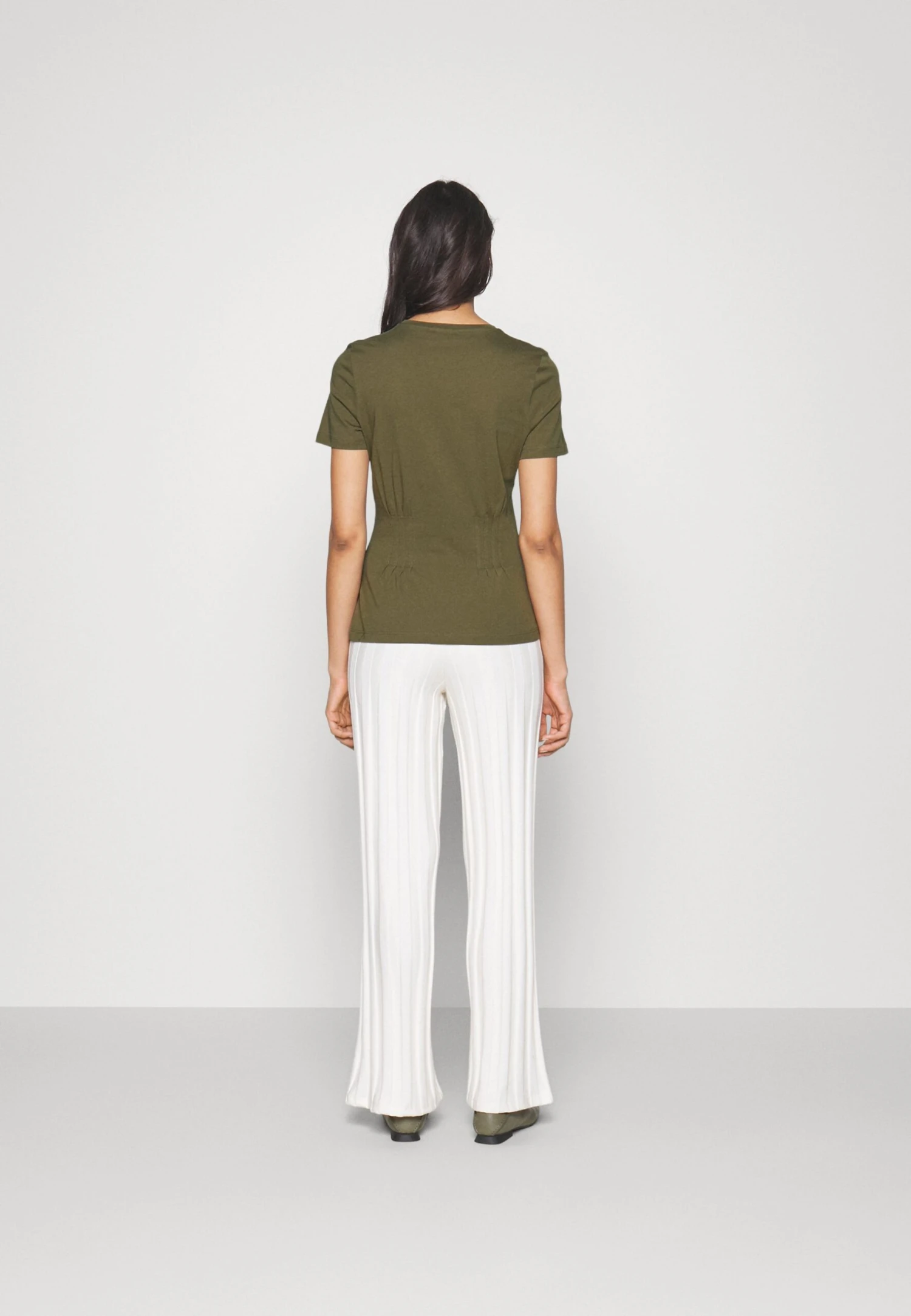 Anna Field T-Shirt Basic - Khaki 5 Anna Field T-Shirt Basic - Khaki - Afbeelding 3