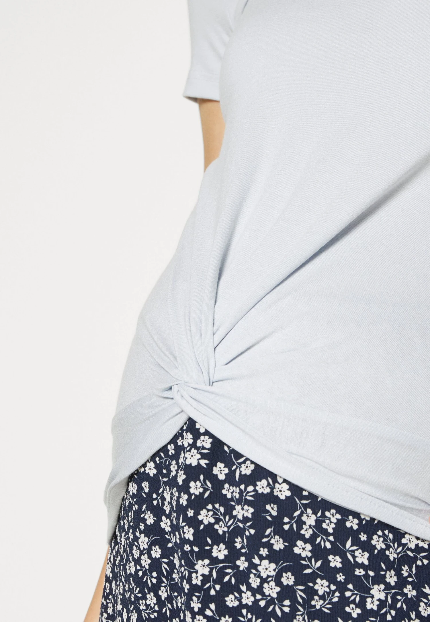 T-Shirt Basic - Light Blue 8 T-Shirt Basic - Light Blue - Afbeelding 6