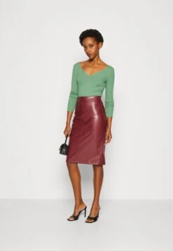 Anna Field -Anna Field 40cc693e1d264506ae455800d4329e6b