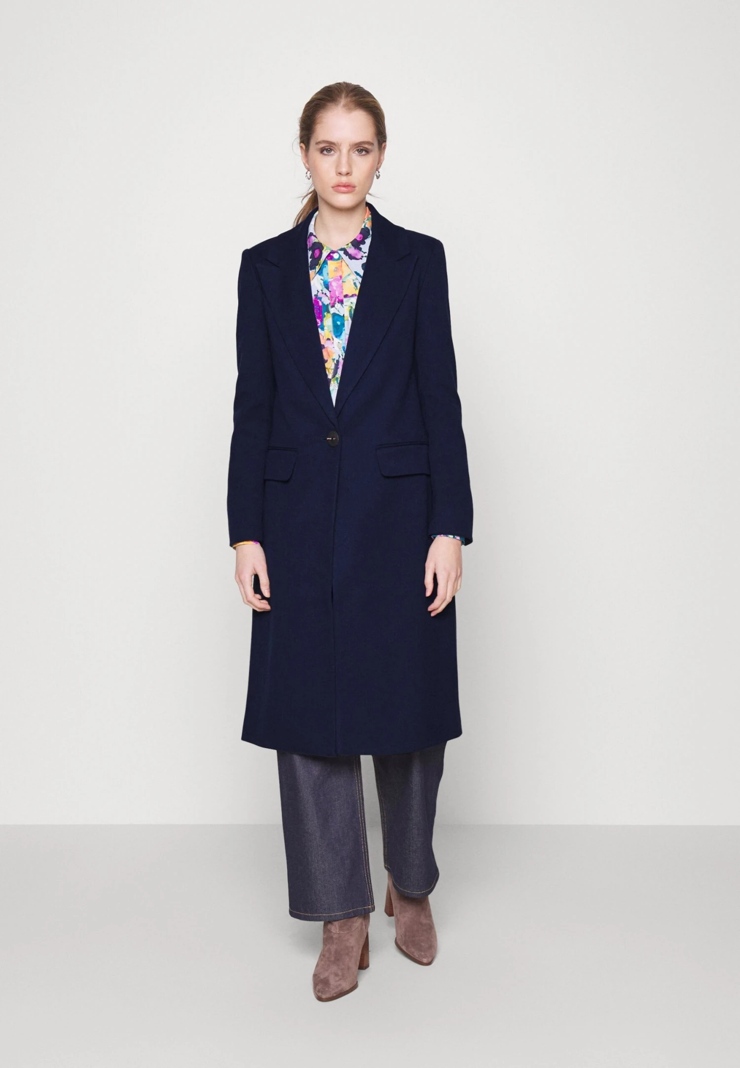 Mantel - Dark Blue 2 Mantel - Dark Blue