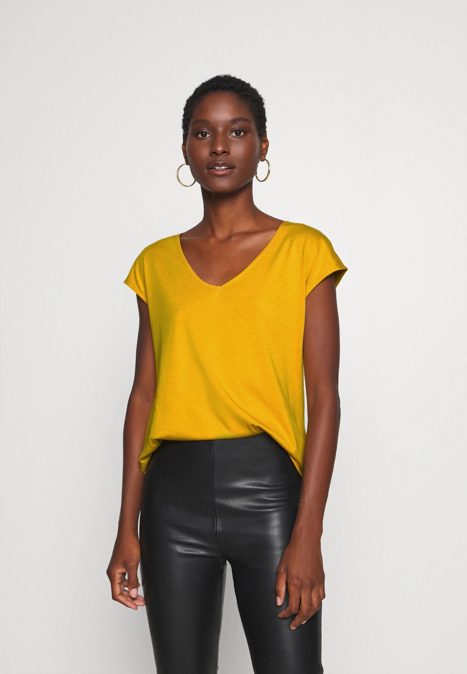 Anna Field T-Shirt Basic - Golden Yellow 3 Anna Field T-Shirt Basic - Golden Yellow