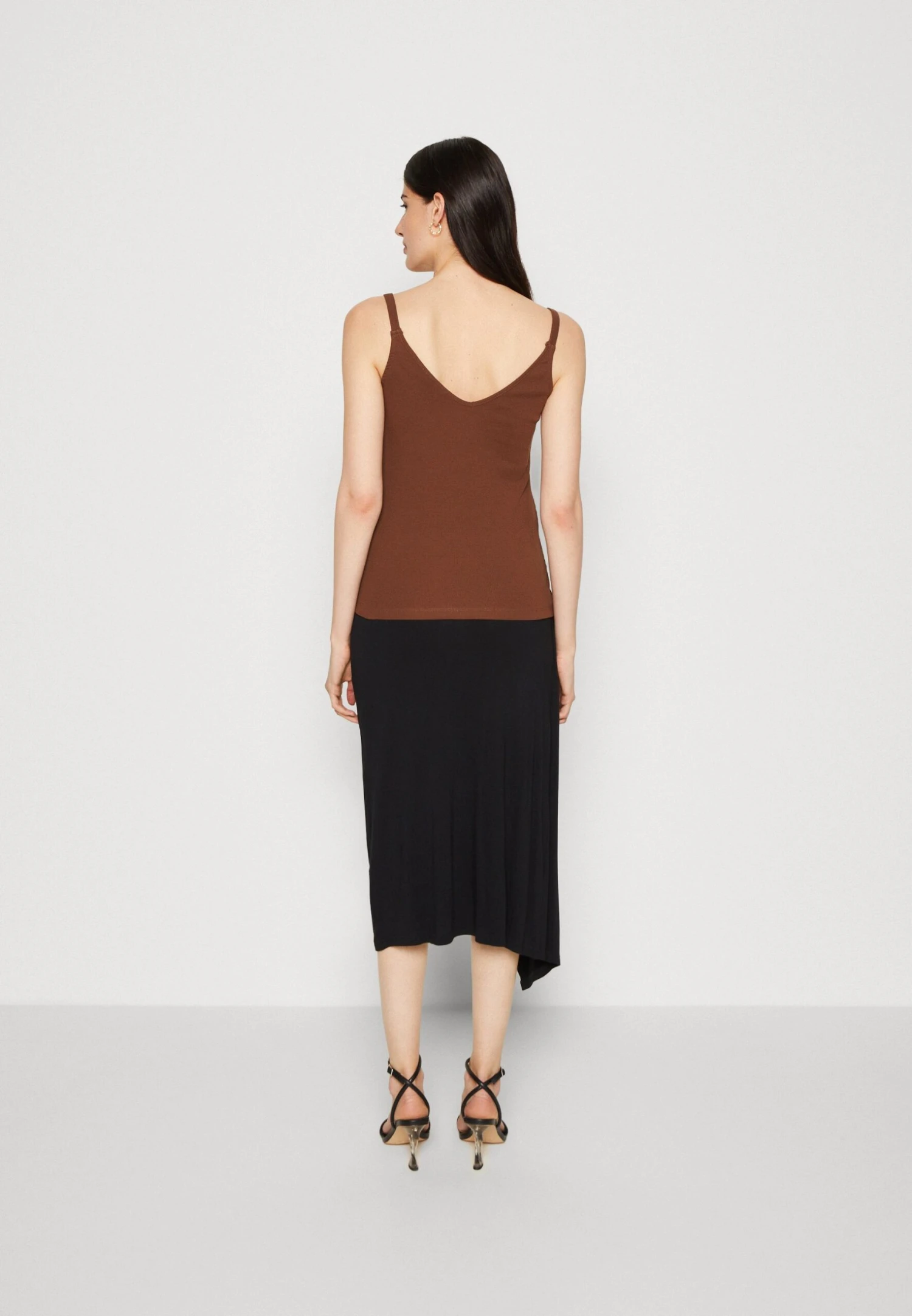 Anna Field Top - Dark Brown 5 Anna Field Top - Dark Brown - Afbeelding 3