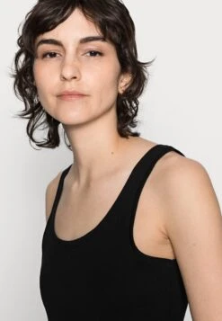 Anna Field Basic Tank 3Er Pack - Top - Black/White /Khaki 13 Anna Field Basic Tank 3Er Pack - Top - Black/White /Khaki -Anna Field 5455a73c86424a53a3fb2c1eae1b7f29