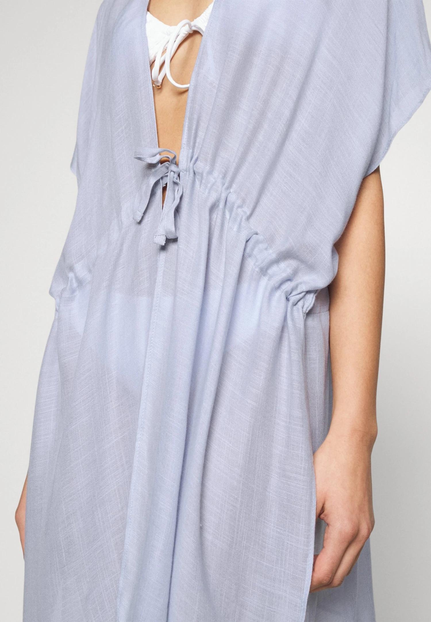 Anna Field Printed Short Kimono / 606 - Khaki_003 - Off-White - Strandaccessoire - 502 - Blue 6 Anna Field Printed Short Kimono / 606 - Khaki_003 - Off-White - Strandaccessoire - 502 - Blue - Afbeelding 5