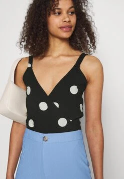 Top - Black/White 11 Top - Black/White -Anna Field 72161584daba4130846e07cbc89c721b