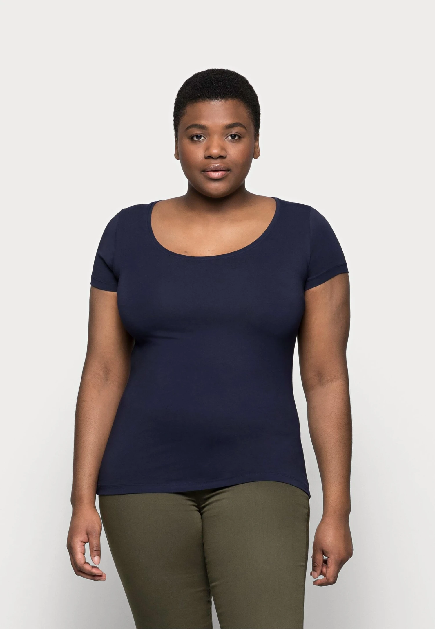 3Er Pack- T-Shirt Basic - Blue/Green/Black 10 3Er Pack- T-Shirt Basic - Blue/Green/Black - Afbeelding 8