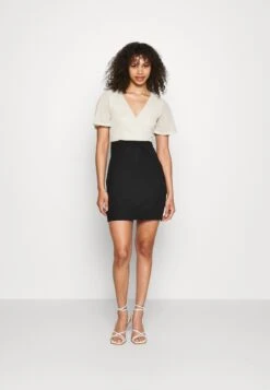 Anna Field Etui-Jurk - Gold/Black 15 Anna Field Etui-Jurk - Gold/Black -Anna Field 80ccc4e275eb4e62aece3fe71c2e17a2