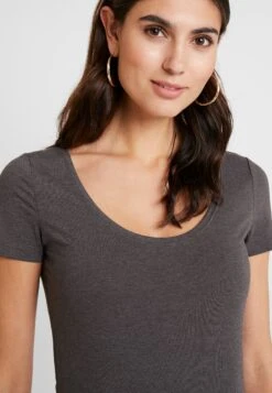 Anna Field 3 Pack - T-Shirt Basic - White/Black/Dark Grey 11 Anna Field 3 Pack - T-Shirt Basic - White/Black/Dark Grey -Anna Field 8d73753d686e4e7eb30522402290ce73