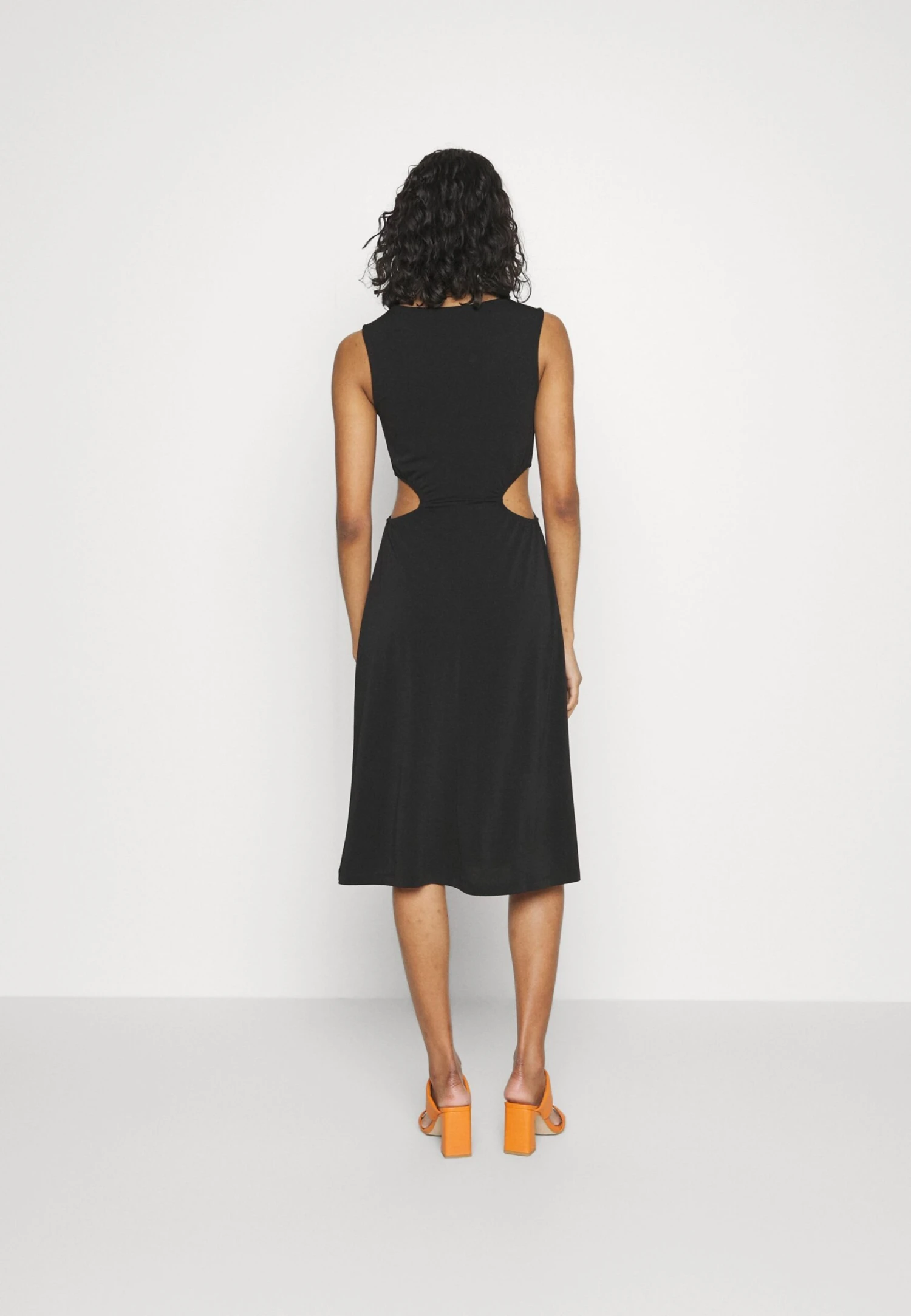 Anna Field Sleeveless Midi Dress - Jurk - Black 6 Anna Field Sleeveless Midi Dress - Jurk - Black - Afbeelding 4