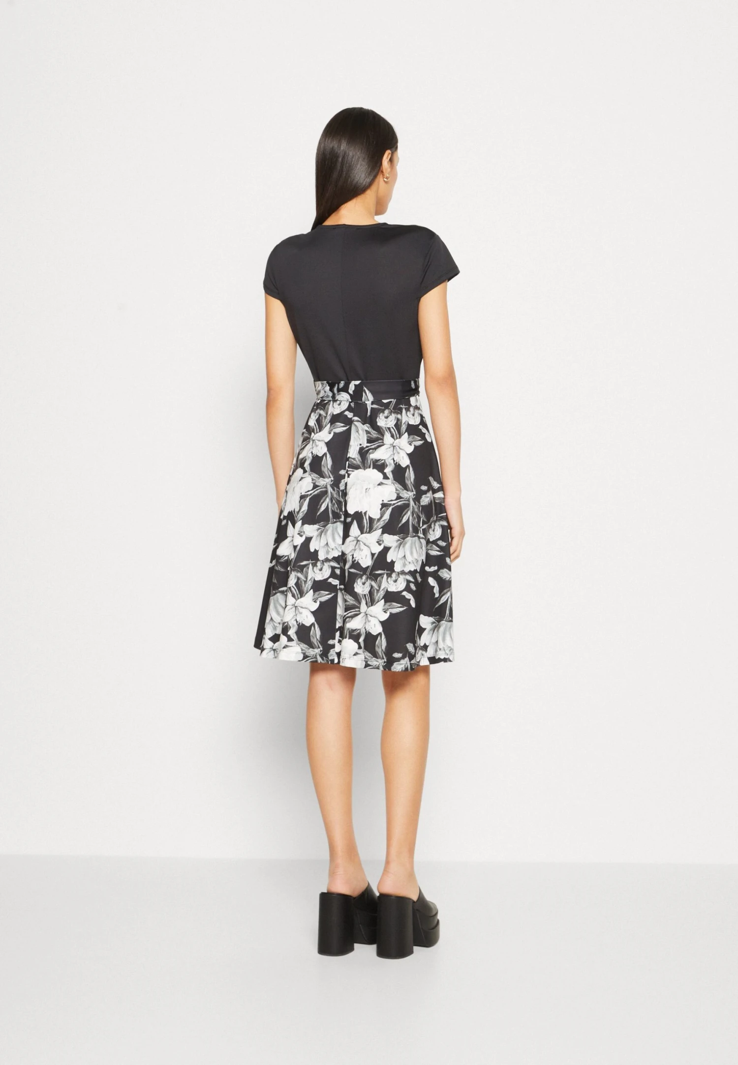 Anna Field Jerseyjurk - Black/Grey/White 6 Anna Field Jerseyjurk - Black/Grey/White - Afbeelding 4