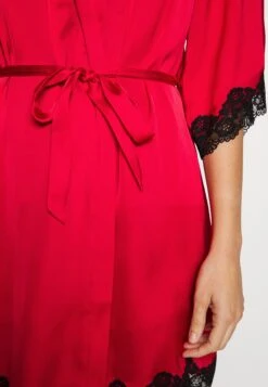 Anna Field 4 Piece Gift Set - Pyjama - Black/Red -Anna Field 9d24e8ccc0ec4165983a06d6ccbc7284