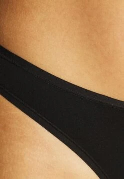 Anna Field 10 Pack - String - Black 11 Anna Field 10 Pack - String - Black -Anna Field a29dca26880f44319503a6b5d2bc0e18