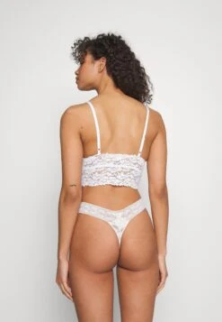 Anna Field 2 Pack Stella / 001 - White_402 - Pink - Bustier - 001 - White_402 - Pink 10 Anna Field 2 Pack Stella / 001 - White_402 - Pink - Bustier - 001 - White_402 - Pink -Anna Field a6a3b721c23043dfb85d4d4a19f6182e