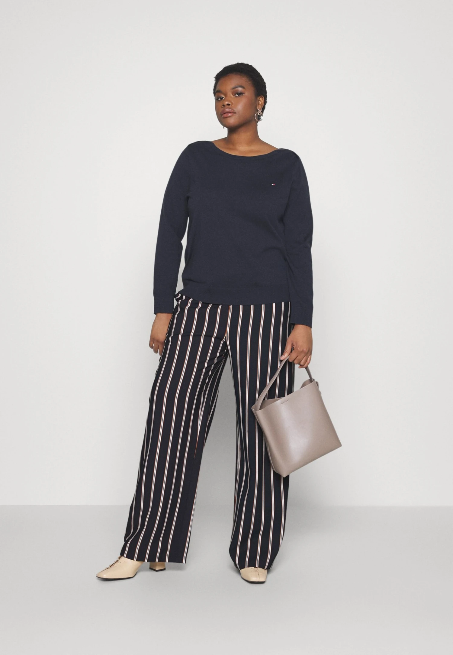 Wide Leg Pant - Broek - Dark Blue/Brown/White 4 Wide Leg Pant - Broek - Dark Blue/Brown/White - Afbeelding 2