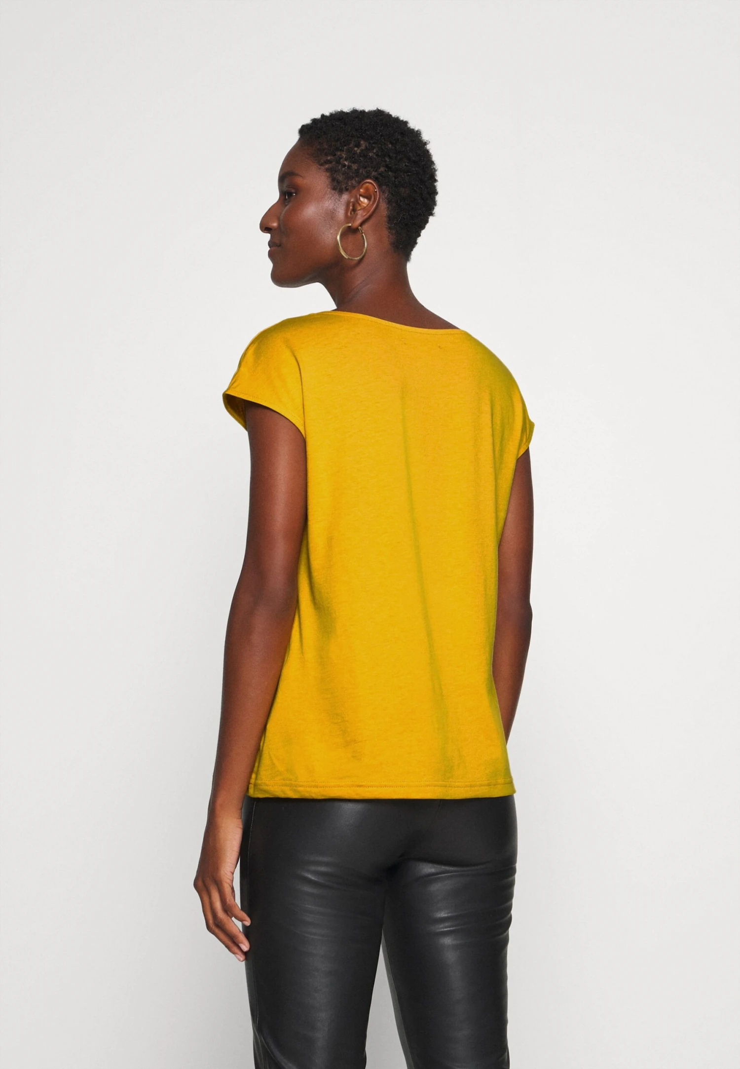 Anna Field T-Shirt Basic - Golden Yellow 5 Anna Field T-Shirt Basic - Golden Yellow - Afbeelding 3