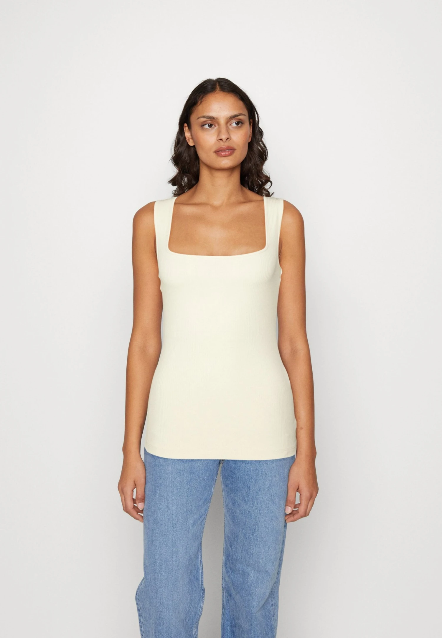 Anna Field Top - Sand 3 Anna Field Top - Sand