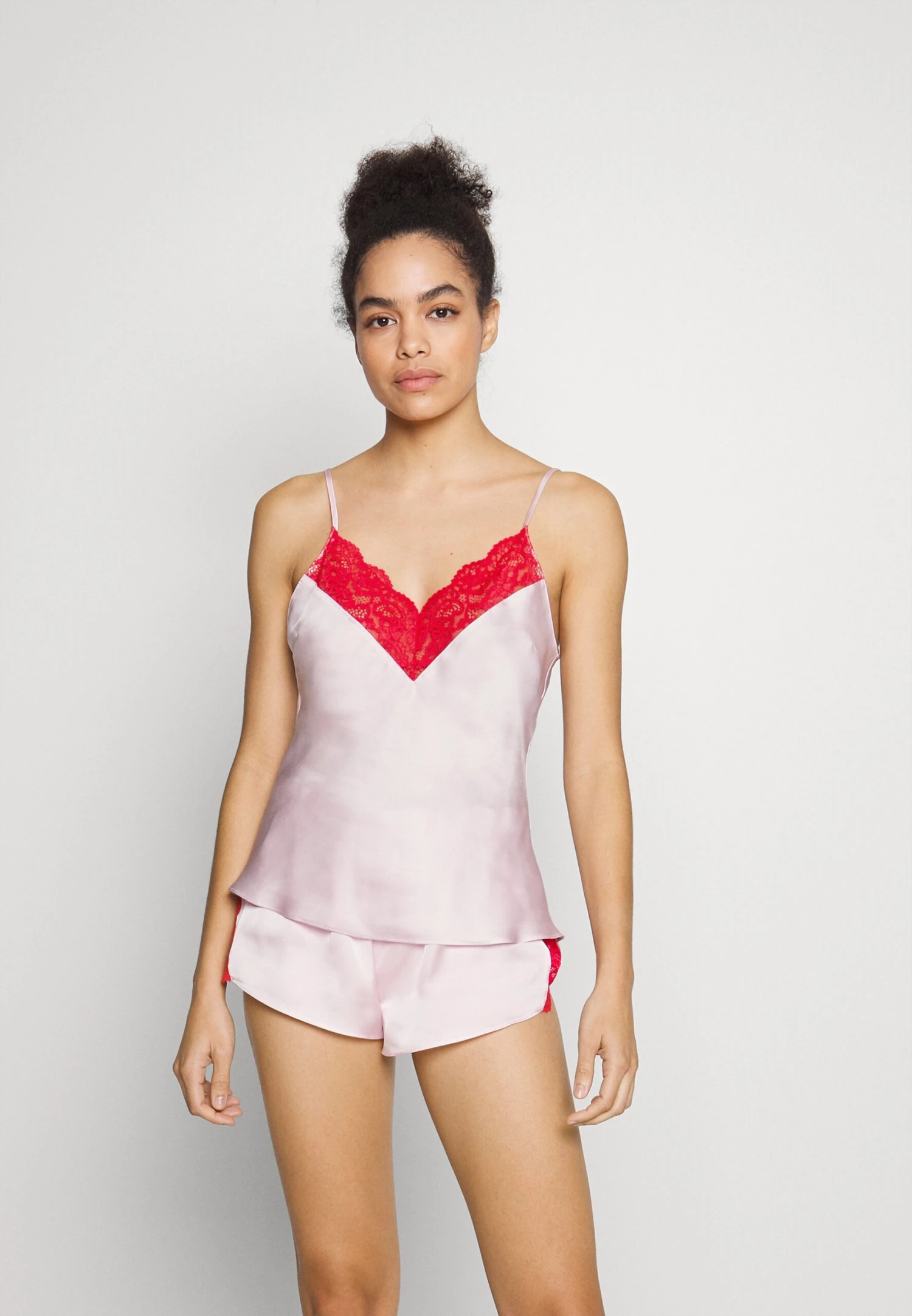 Anna Field 4 Piece Gift Set - Pyjama - Red/Pink 3 Anna Field 4 Piece Gift Set - Pyjama - Red/Pink