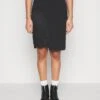 Panel Asymmetric Skirt - Minirok - Black 2 Panel Asymmetric Skirt - Minirok - Black -Anna Field d5ccd0335cc34b099d27941d72b93392