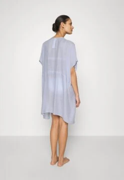 Anna Field Printed Short Kimono / 606 - Khaki_003 - Off-White - Strandaccessoire - 502 - Blue 8 Anna Field Printed Short Kimono / 606 - Khaki_003 - Off-White - Strandaccessoire - 502 - Blue -Anna Field ebe4555cc27f4c5990f5824b3719746a