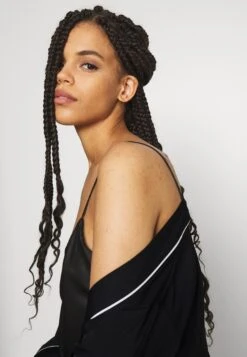 Anna Field Amanda Satin Dressing Gown - Badjas - Black 13 Anna Field Amanda Satin Dressing Gown - Badjas - Black -Anna Field eed1478cfddd45b9a2232895a3abc79a