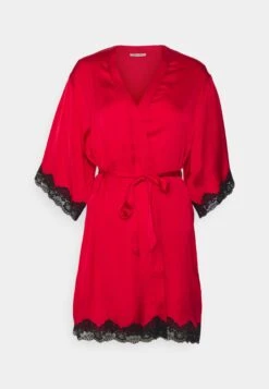 Anna Field 4 Piece Gift Set - Pyjama - Black/Red -Anna Field f0fc9e1986a54ced8ff5866b7bd9ab92