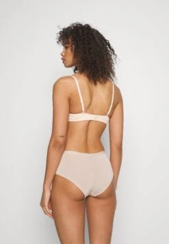 Anna Field 3 Pack - Beugel Bh - Nude - 916_Black - 802_Pink - 402 12 Anna Field 3 Pack - Beugel Bh - Nude - 916_Black - 802_Pink - 402 -Anna Field f654968d8e45451b961ac5396ffce460