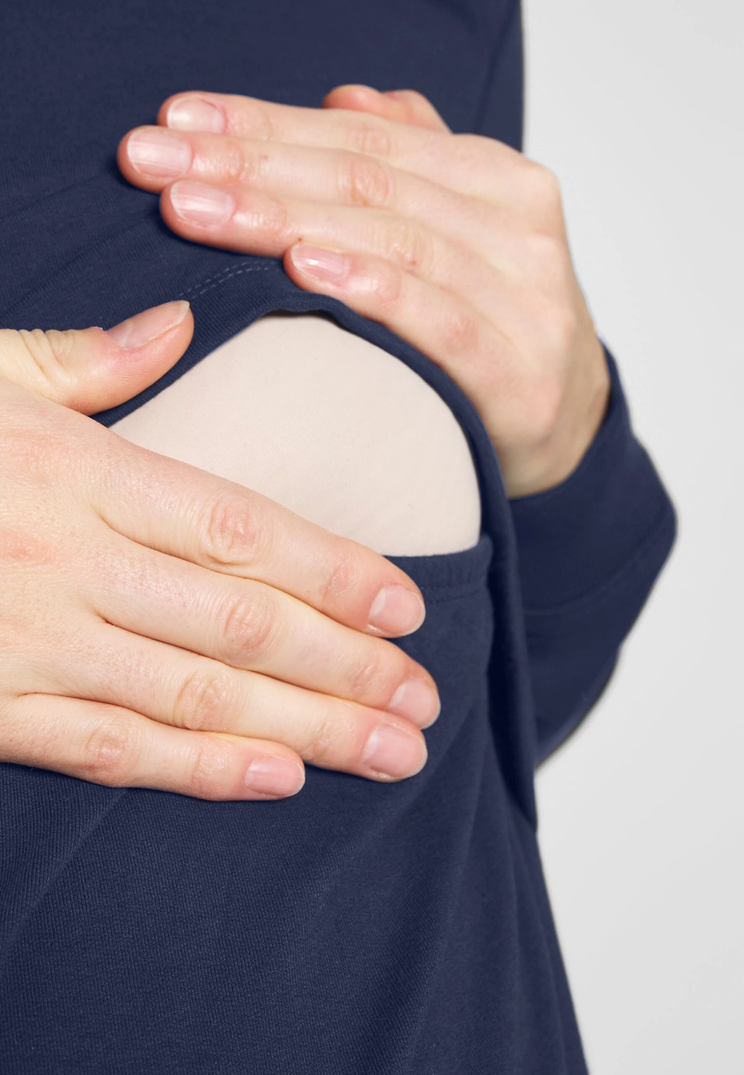 Nursing - Sweatshirt - Hoodie - Peacoat 8 Nursing - Sweatshirt - Hoodie - Peacoat - Afbeelding 6